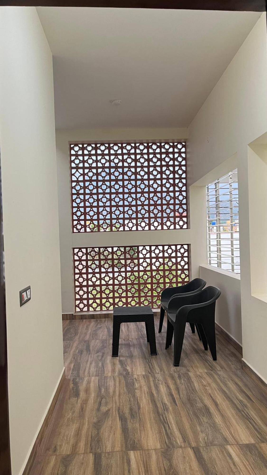 Guru Home Stay Near Sri Ramanasramam Tiruvannamalai Exterior photo